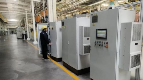 專業之選 傾聽汽車行業領軍者為何青睞德國威圖Rittal操作臺